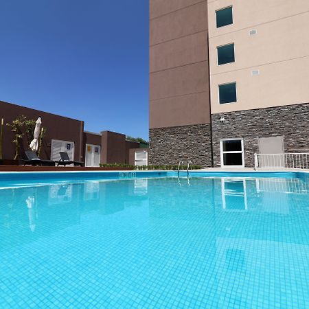 Candlewood Suites Celaya Celaya  Luaran gambar