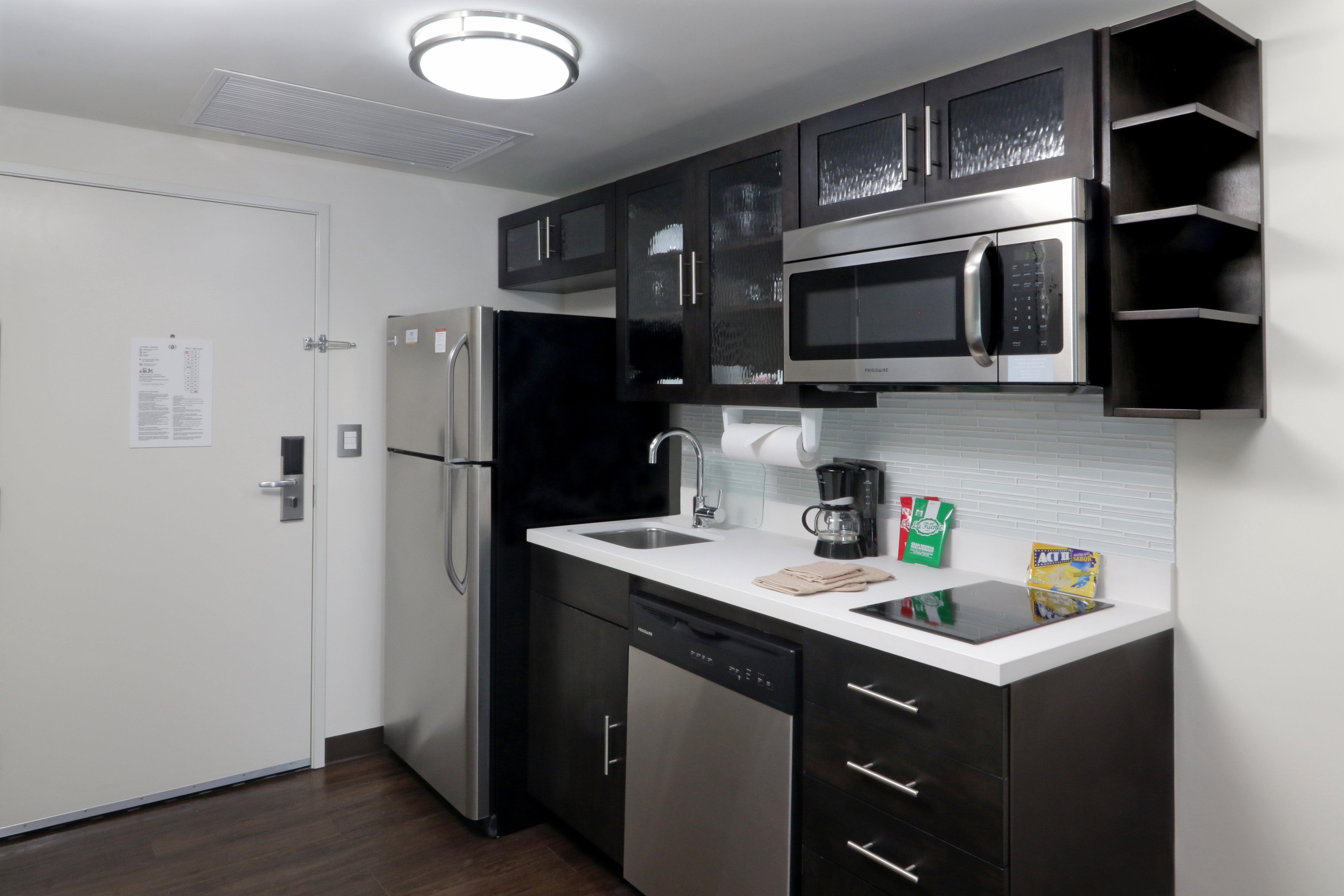 Candlewood Suites Celaya Celaya  Luaran gambar