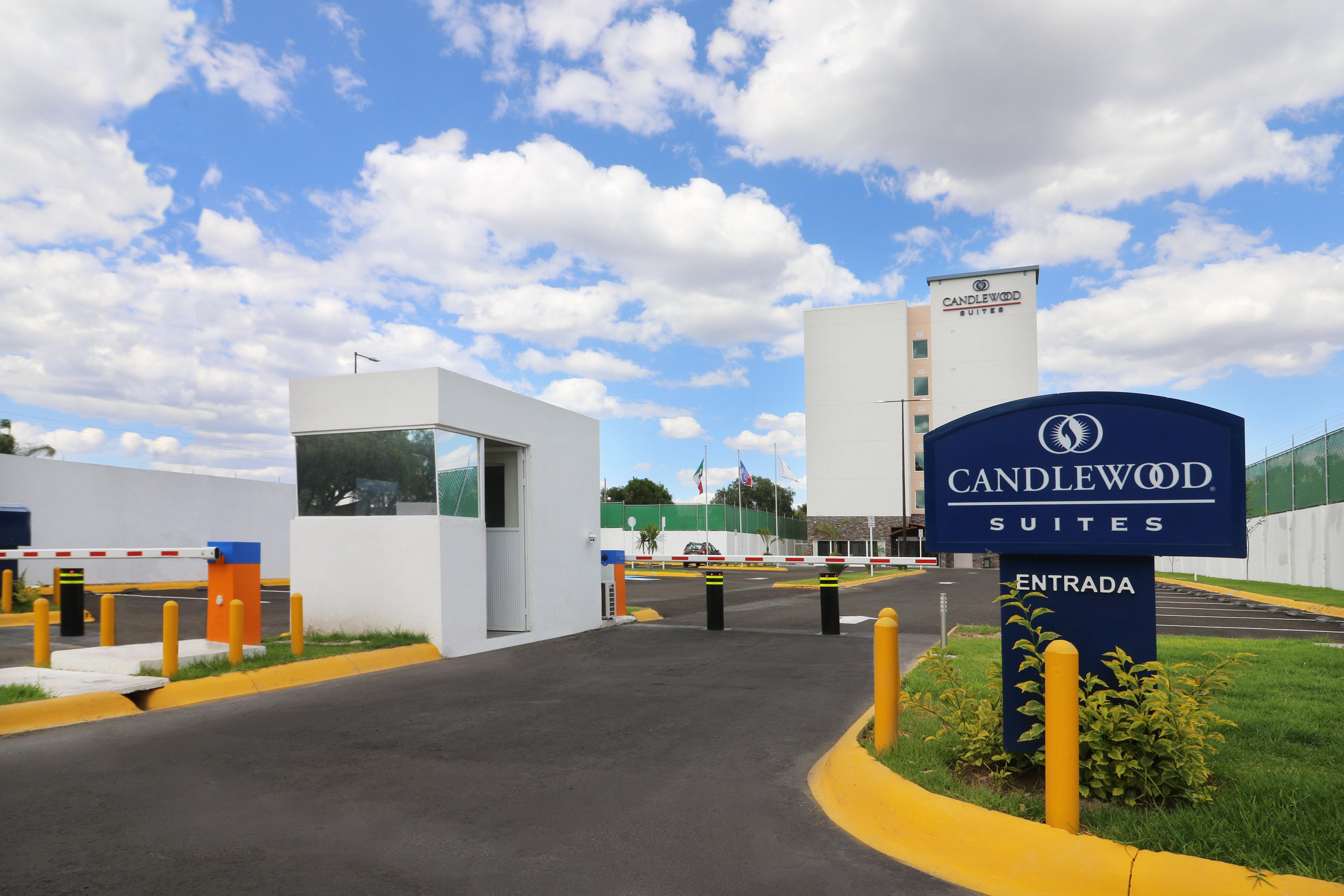 Candlewood Suites Celaya Celaya  Luaran gambar
