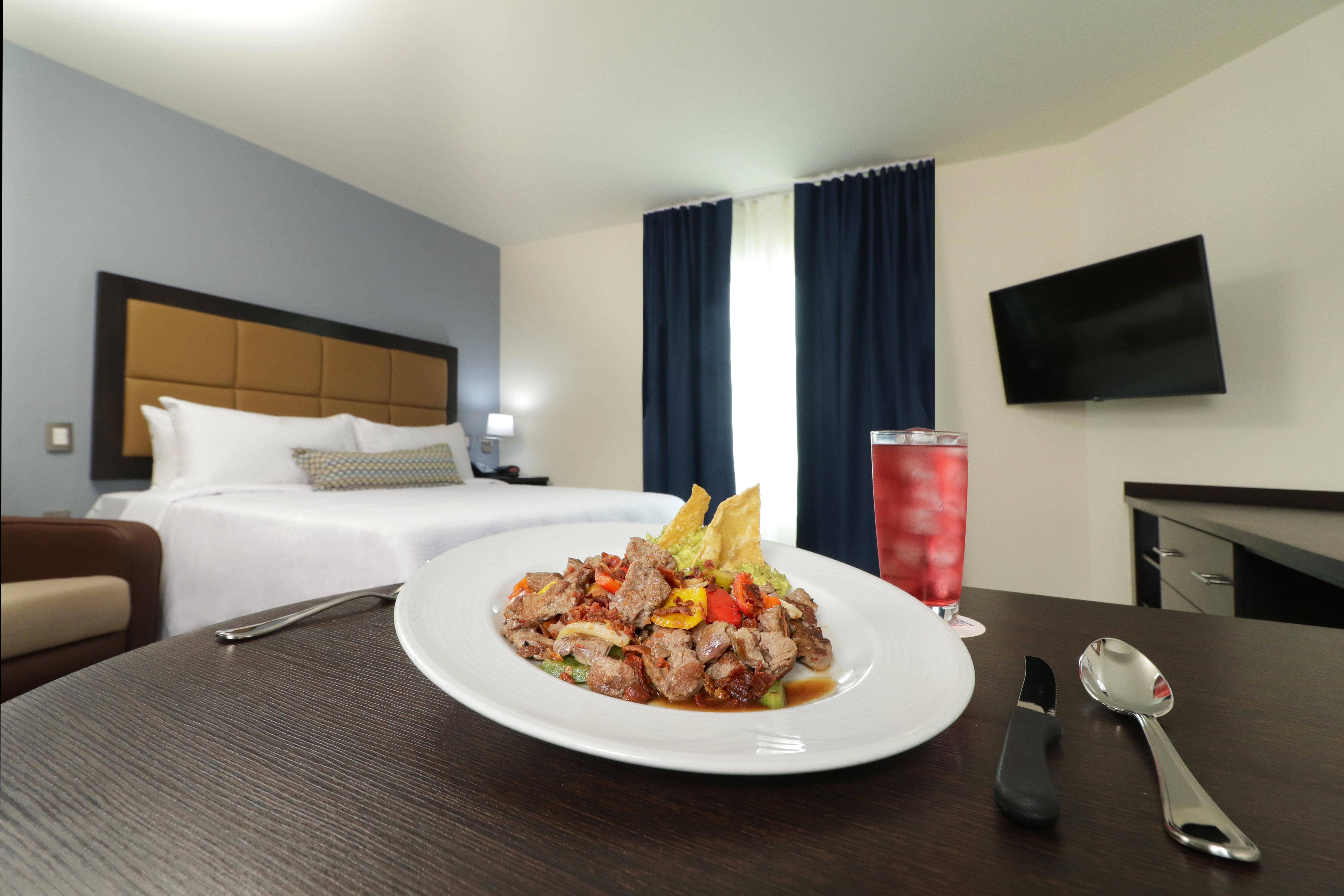 Candlewood Suites Celaya Celaya  Luaran gambar